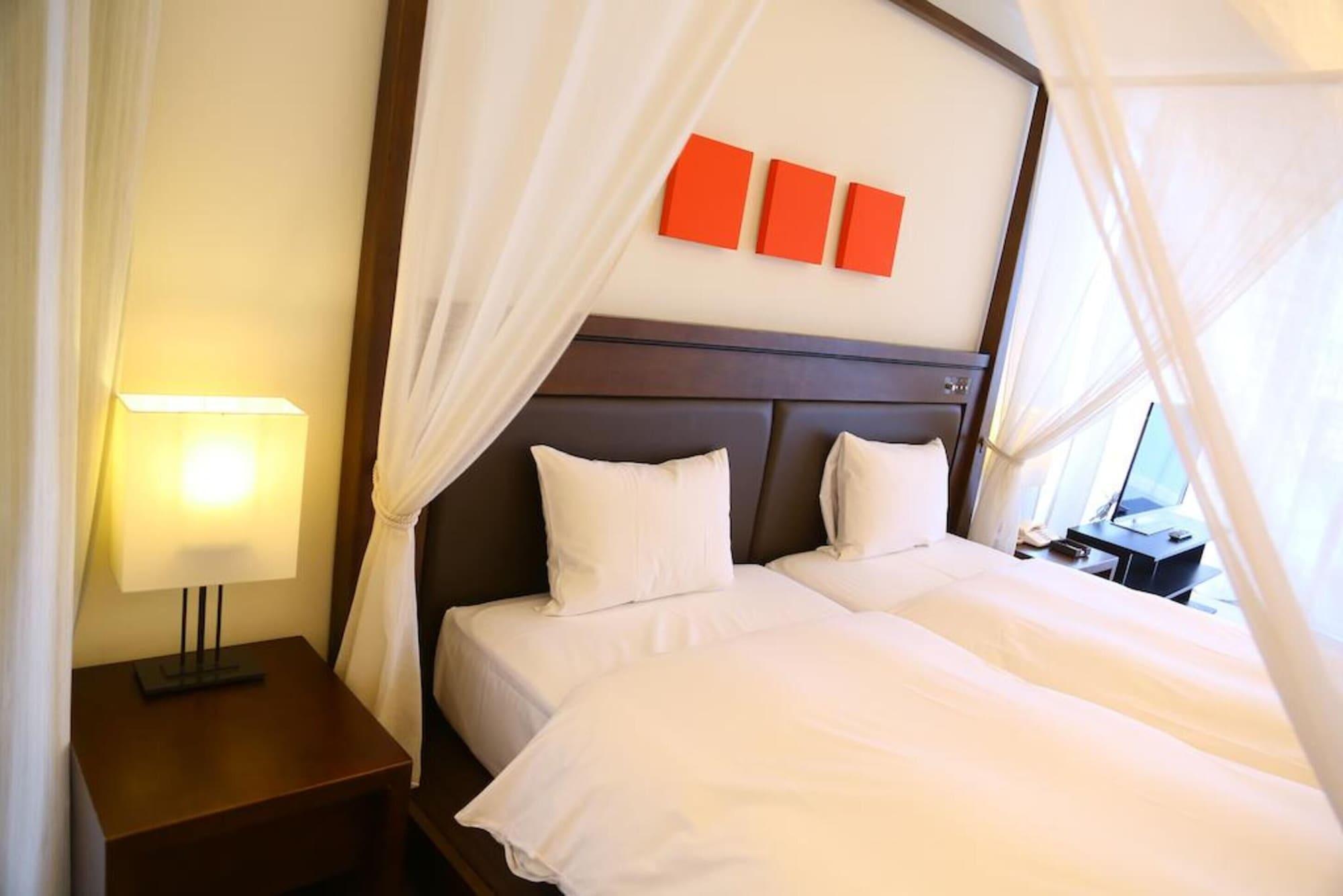 Hotel Marinoa Resort Fukuoka Экстерьер фото