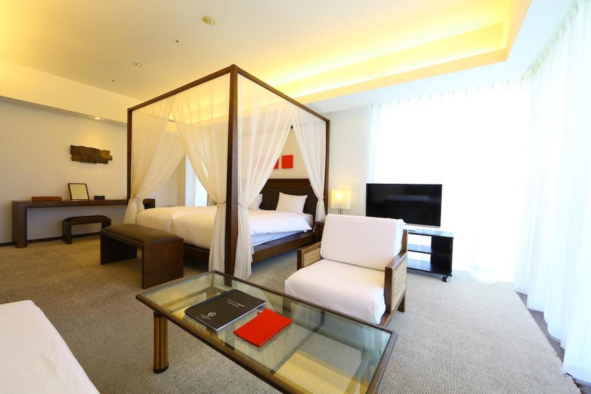 Hotel Marinoa Resort Fukuoka Экстерьер фото