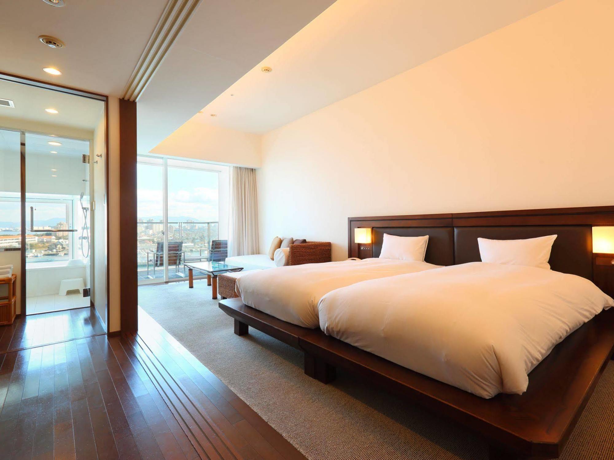 Hotel Marinoa Resort Fukuoka Экстерьер фото